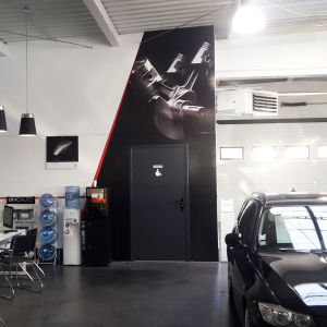 décoration d'intérieur pour le concessionnaire BMC AUTO