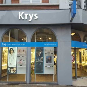 lettres boitiers lumineuses opticien Krys