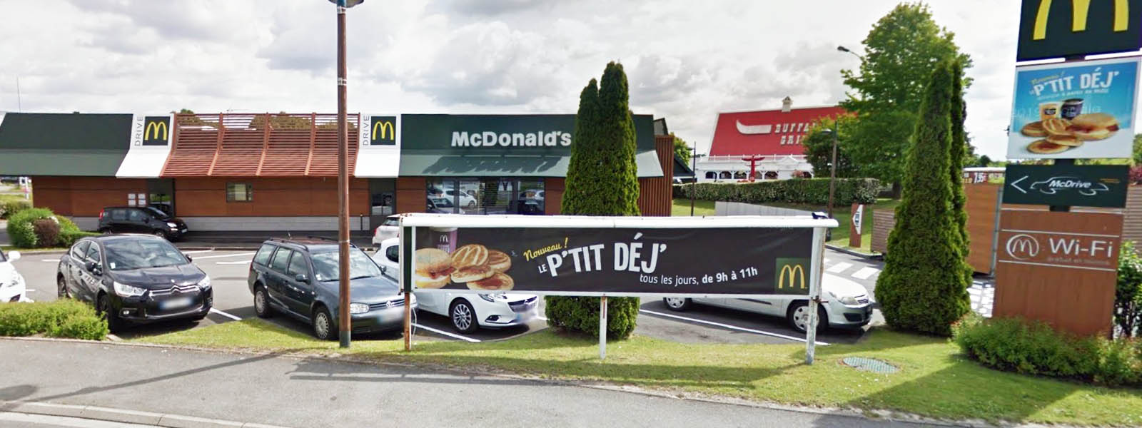 bache McDo publicitaire grand format en ligne